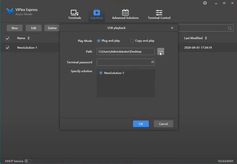 Choosing a USB flash drive and entering the Taurus player login password in ViPlex Express